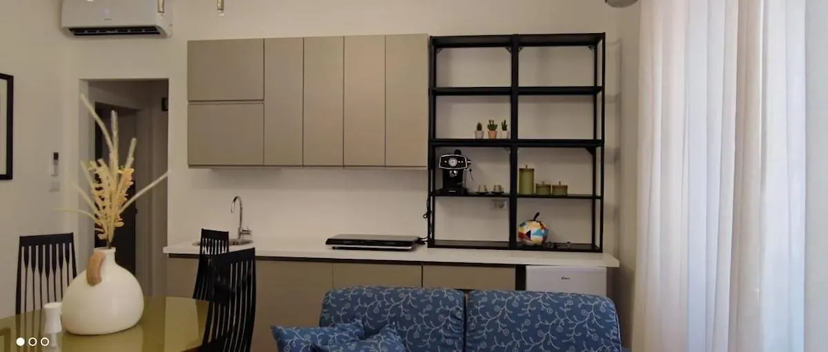 Casa Di Luca Alloggio Andrea 巴里 公寓